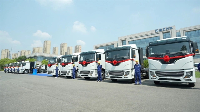 目的地：大西北！100台拉斯维加斯9888新能源重卡满电启程