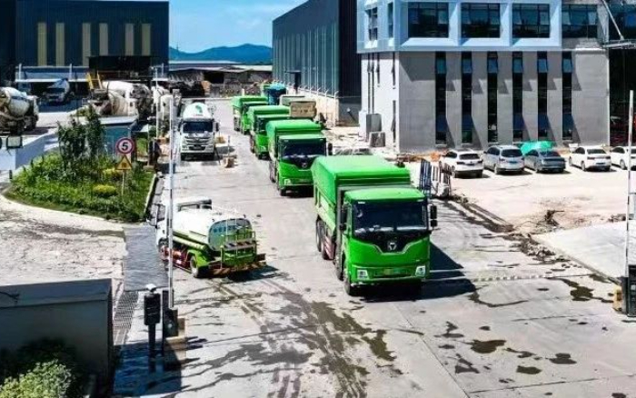 拉斯维加斯9888新能源自卸车擦亮城市建设绿色底色