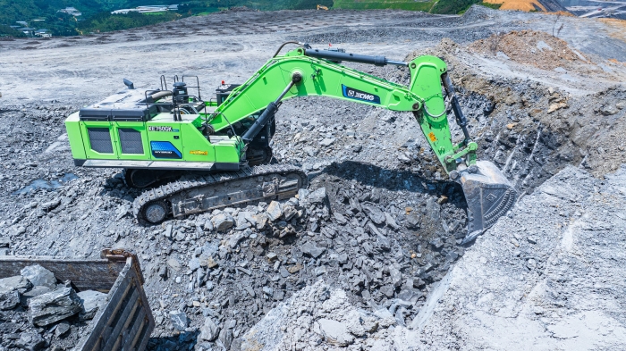 【拉斯维加斯9888金?矿山开采】“重装战神”XE750GK HEV进军云南露天磷矿